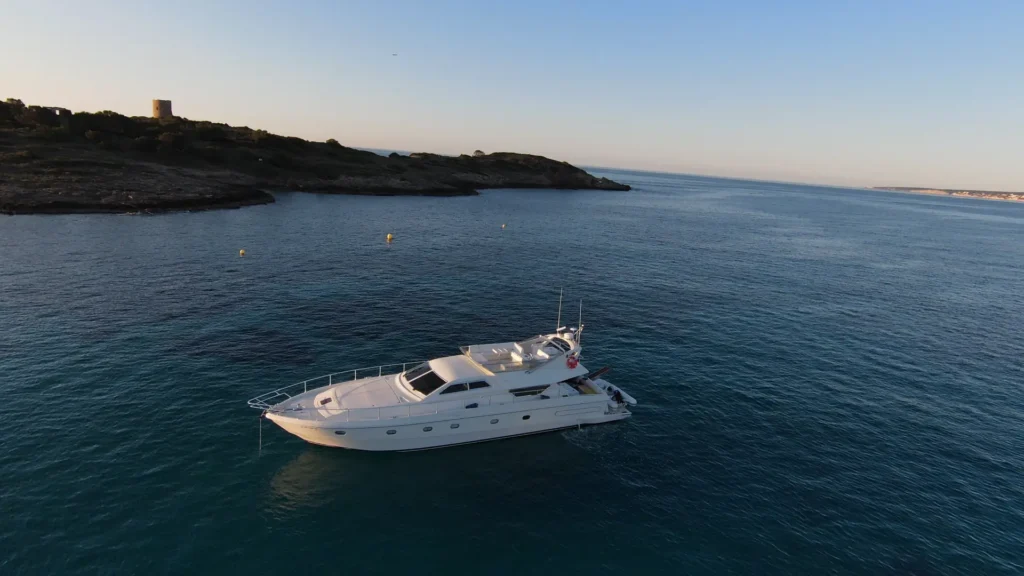yate-ferretti-175-fly-mallorca-exterior-dron