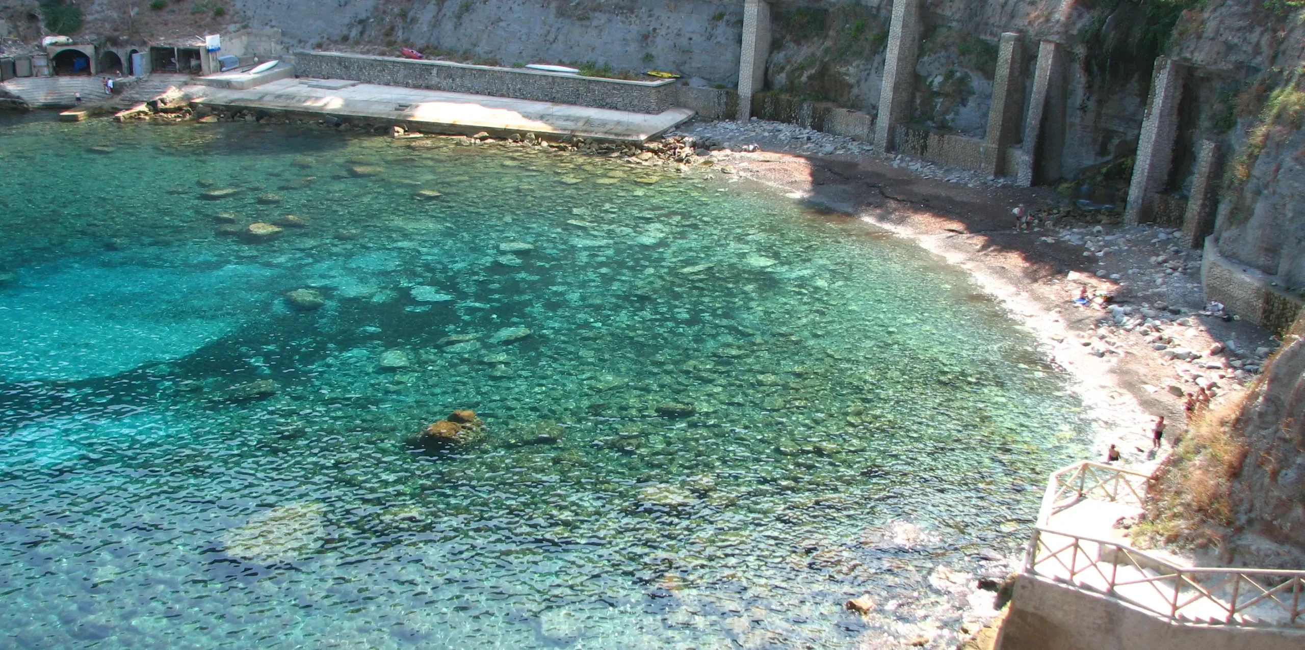 BANYALBUFAR-1-scaled-e1773837023903.webp
